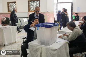 مرحله دوم انتخابات مجلس شورای اسلامی در حرم مطهر رضوی