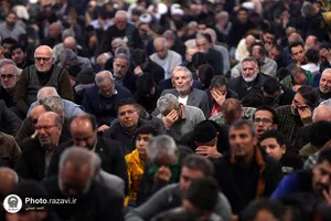 وداع با پیکر شهدای دفاع مقدس و مدافع امنیت در حرم مطهر رضوی