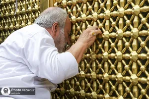 تشرف جمعی از جانبازان ۷۰ درصد آسایشگاه امام خمینی(ره) مشهد به حرم مطهر رضوی