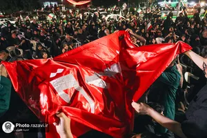 عزاداری شب تاسوعای حسینی در اجتماع مردمی میدان جانباز مشهد