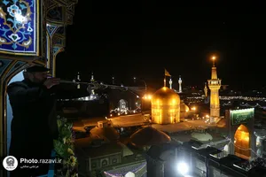 آیین نقاره&zwnj;نوازی شب میلاد امام رضا(علیه&zwnj;السلام) در حرم مطهر رضوی