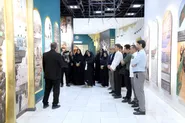 بازدید جمعی از پرستاران بیمارستان قائم (عج) از نمایشگاه «رواق خدمت»