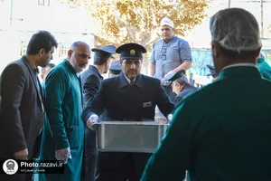 توزیع صبحانه متبرک رضوی در دبستان دخترانه امامت