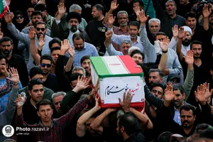تشییع پیکر 2 شهید حادثه بلوار وکیل&zwnj;آباد مشهد در حرم مطهر رضوی