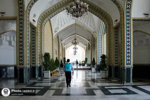 گلاب افشانی در حرم مطهر رضوی