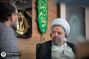 پاسخگویی تلفنی مدیر ارتباطات حوزه و روحانیت دفتر تولیت آستان قدس رضوی به مخاطبان سامانه ۱۳۸