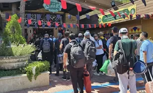 Khatoon Camp Garden hosts 600 international pilgrims of Martyred Leader’s funeral procession