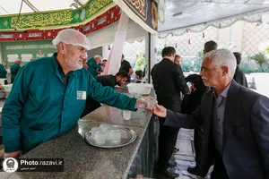 پذیرایی هیأت احباب الرسول عراق در چایخانه غدیر