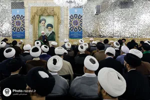 نشست ائمه جماعات حرم مطهر و مساجد منتخب مشهد با تولیت آستان قدس رضوی