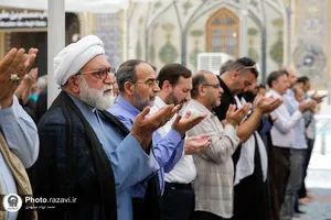 تشرف تولیت آستان قدس رضوی به حرم مطهر امیرالمومنین علیه&zwnj;السلام