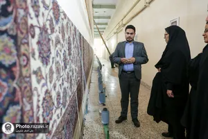 بازدید کارکنان آستان قدس رضوی از شرکت فرش و آرایه&zwnj;های رضوی