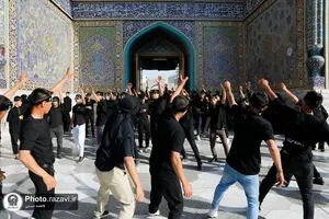 عزاداری عاشورای حسینی در حرم مطهر رضوی