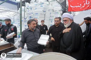 بازدید تولیت آستان قدس رضوی از موکب بنیاد رضوی