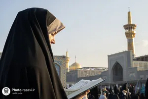 قرائت دعای ام داوود در حرم مطهر رضوی-1