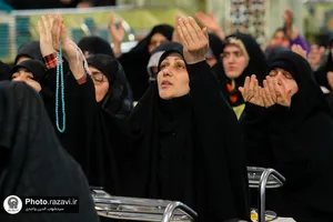 مناجات خوانی دهه آخر ماه مبارک رمضان در حرم مطهر رضوی