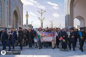 تشرف خانواده شهدا و جانبازان لامرد فارس به حرم مطهر رضوی
