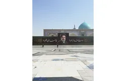 اکران دیوارنگاره ۱۵۰ متری بیعت باسومین رهبر انقلاب در صحن پیامبر اعظم(ص)