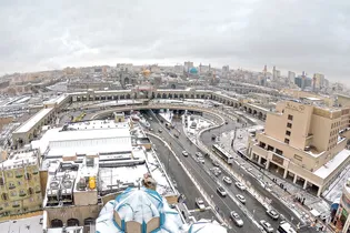 بارش برف در حرم مطهر رضوی