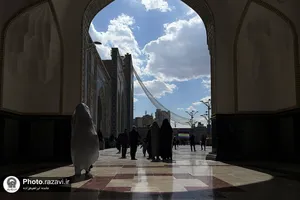نور باشد سایه ای در پای دیوار شما