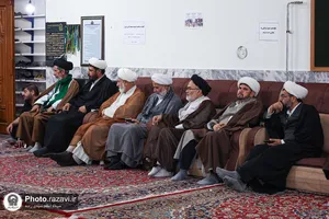 نشست مدیر امور مجاورین بنیاد کرامت رضوی با ائمه جماعات &laquo;پهنه شهید عصمتیان&raquo;