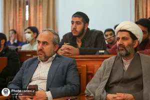 نشست صمیمی دانشجویان دانشگاه علوم اسلامی رضوی با رییس سازمان علمی و فرهنگی آستان قدس رضوی