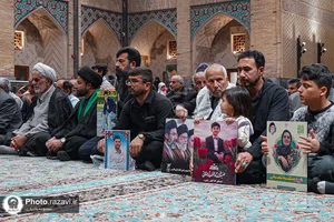 تشرف خانواده شهدا و جانبازان لامرد فارس به حرم مطهر رضوی
