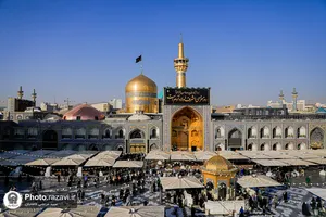 نصب کتیبه&zwnj;های شهادت امام حسن عسکری علیه&zwnj;السلام در حرم مطهر رضوی