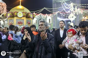 حال و هوای حرم مطهر رضوی در شب میلاد امام رضا علیه&zwnj;السلام -2