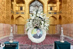 آیین خطبه&zwnj;خوانی خدام بارگاه منور رضوی در نخستین روز خاکسپاری شهید آیت&zwnj;الله رئیسی
