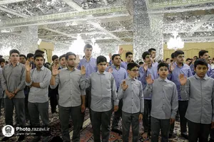 دیدار دانش&zwnj;آموزان مدارس امام رضا علیه&zwnj;السلام با تولیت آستان قدس رضوی