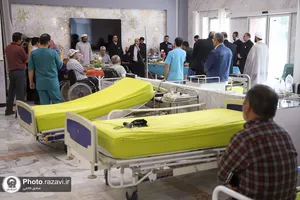 حضور خدام حرم مطهر رضوی در آسایشگاه جانبازان