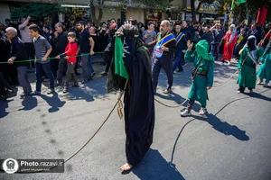 پیاده&zwnj;روی جاماندگان اربعین در مشهد -2