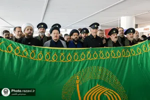 بدرقه کاروان خدام حرم مطهر رضوی در فرودگاه امام خمینی (ره) تهران