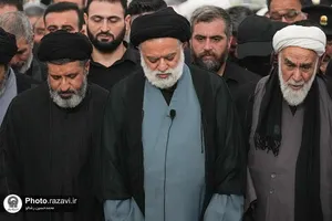 اقامه نماز بر پیکر مطهر رهبر شهید انقلاب در حرم مطهر رضوی-۱