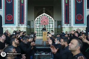 اجتماع عظیم عزاداران امام رضا علیه السلام در حرم مطهر رضوی