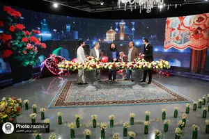 ضبط برنامه تلویزیونی شب یلدا در حرم مطهر رضوی