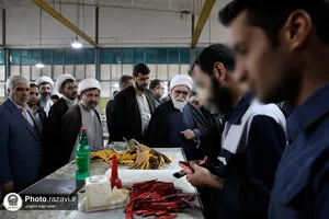بازدید تولیت آستان قدس رضوی از کارگاه&zwnj;های تولیدی زندان مشهد