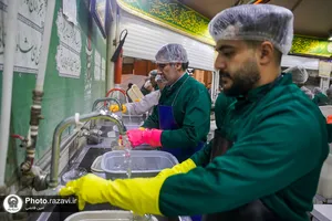 حضور هیئت عشاق الحسن شاهچراغ در چایخانه حضرت