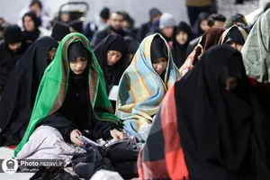 حضور نوجوانان دهه هشتادی در مراسم احیا ماه مبارک رمضان