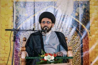 ملت ایران نایب امام عصر (عج) را تنها نمی‌گذارد