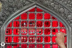 به بی‌پناهی عالم، پناه عالمیانی