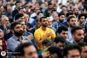 مراسم وداع با پیکر شهدای گمنام هشت سال دفاع مقدس در حرم مطهر رضوی