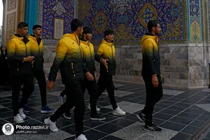 تشرف تیم ملی فوتبال نوجوانان به حرم مطهر رضوی