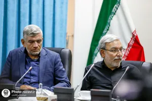 دیدار مدیر عالی حرم مطهر رضوی با فرمانده و نیروهای یگان حفاظت حرم مطهر رضوی در هفته بسیج