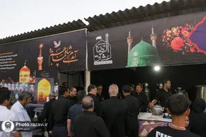 بازدید قائم مقام تولیت آستان قدس رضوی از مواکب خدمت رسان به زائرین پیاده