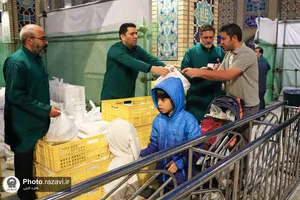 سفره افطاری رضوی در صحن امام حسن مجتبی علیه&zwnj;السلام