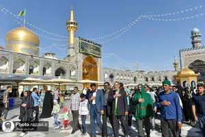 تشرف کاروان های سادات از سراسر کشور در دهه ولایت به حرم مطهر رضوی