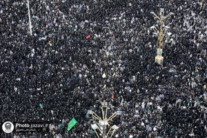 وداع با پیکر رئیس&zwnj;جمهور شهید و همراهان در مشهدالرضا&zwnj;&zwnj;علیه السلام -1