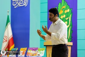 نکوداشت بانوی رنگ و قصه