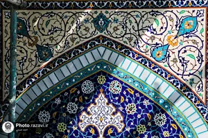 طراحی، ساخت و نصب مقرنس باب الهادی (علیه السلام)